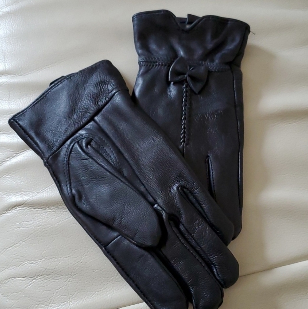Leather Gloves